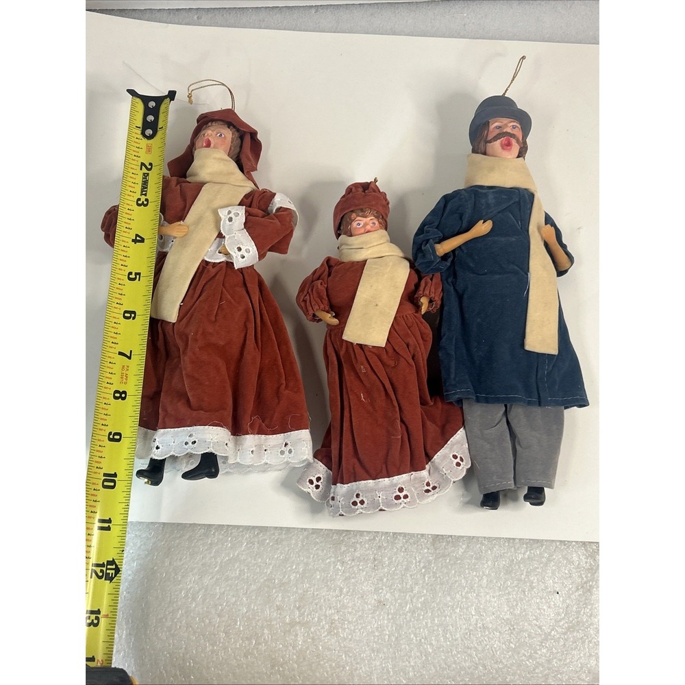 Hanging Christmas Carollers Figures Vintage Taiwan‎ Missing Songbooks Read - Picture 10 of 12